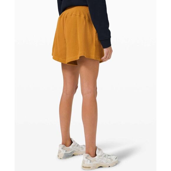 (4) $68 Lululemon Mellow In High-Rise Short 5" *Waffle Spiced Bronze - Picture 3 of 7